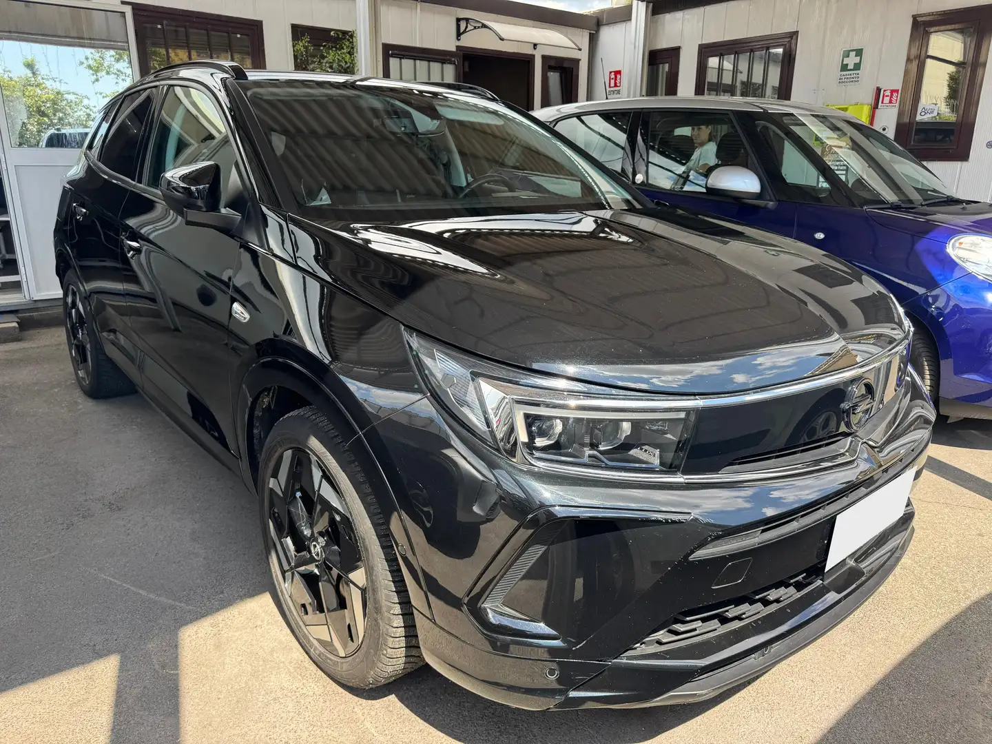 Opel Grandland X 1.6 phev GS Line awd 300cv auto Fekete - 2