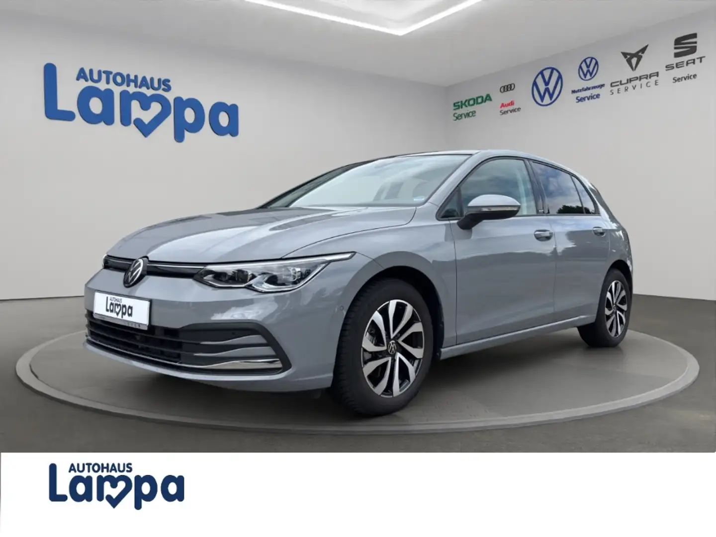 Volkswagen Golf VIII Active 1.5 eTSI DSG AHK,NAV,SHZ,MATRIX,MFL,AC Grau - 1