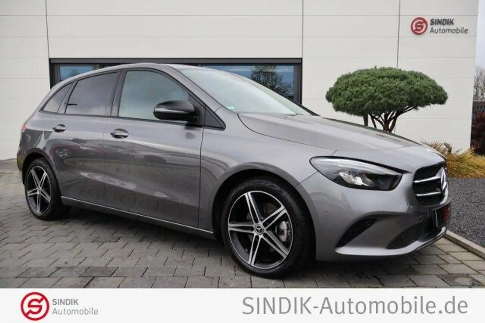Mercedes-Benz B 220 d Progressive NigtPak-LED-Kamera-MBUX Navi Grau - 2