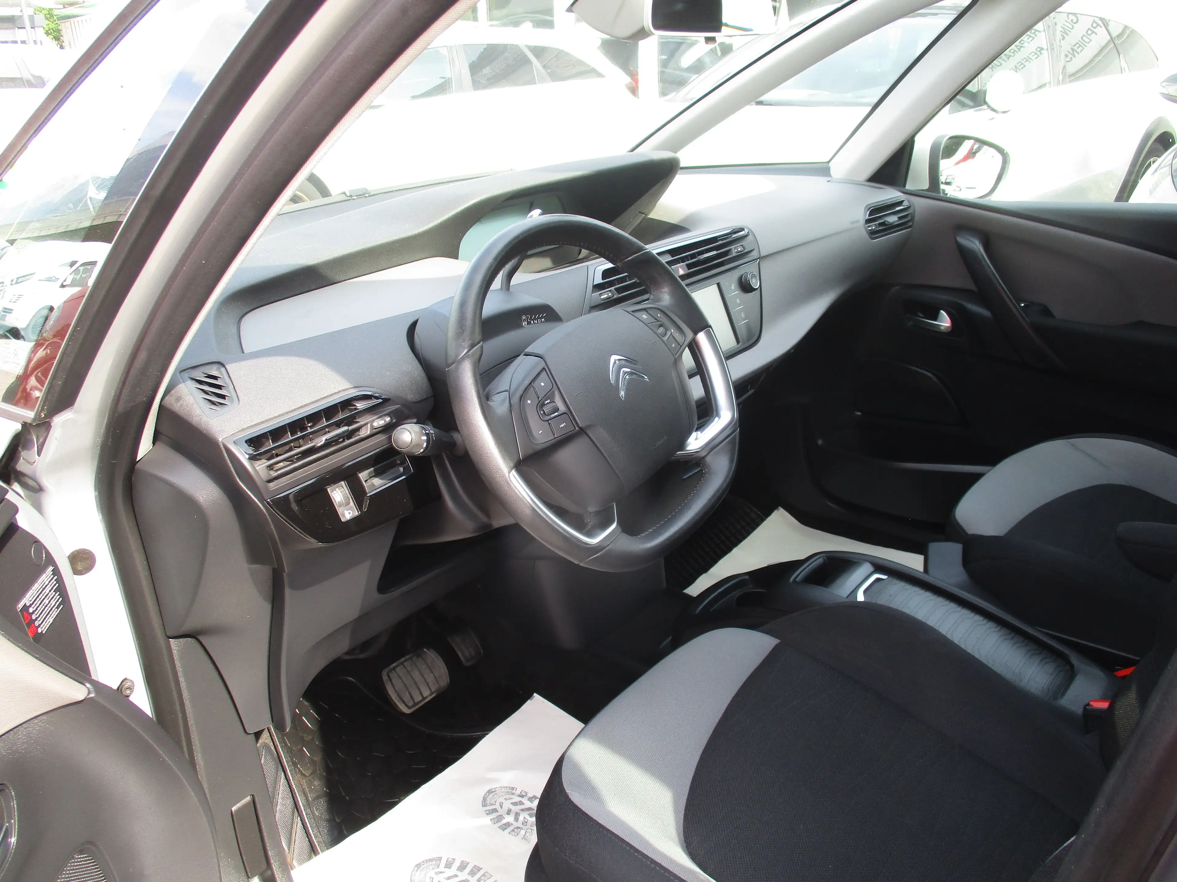 Citroen C4 Picasso Aut. — photo 6