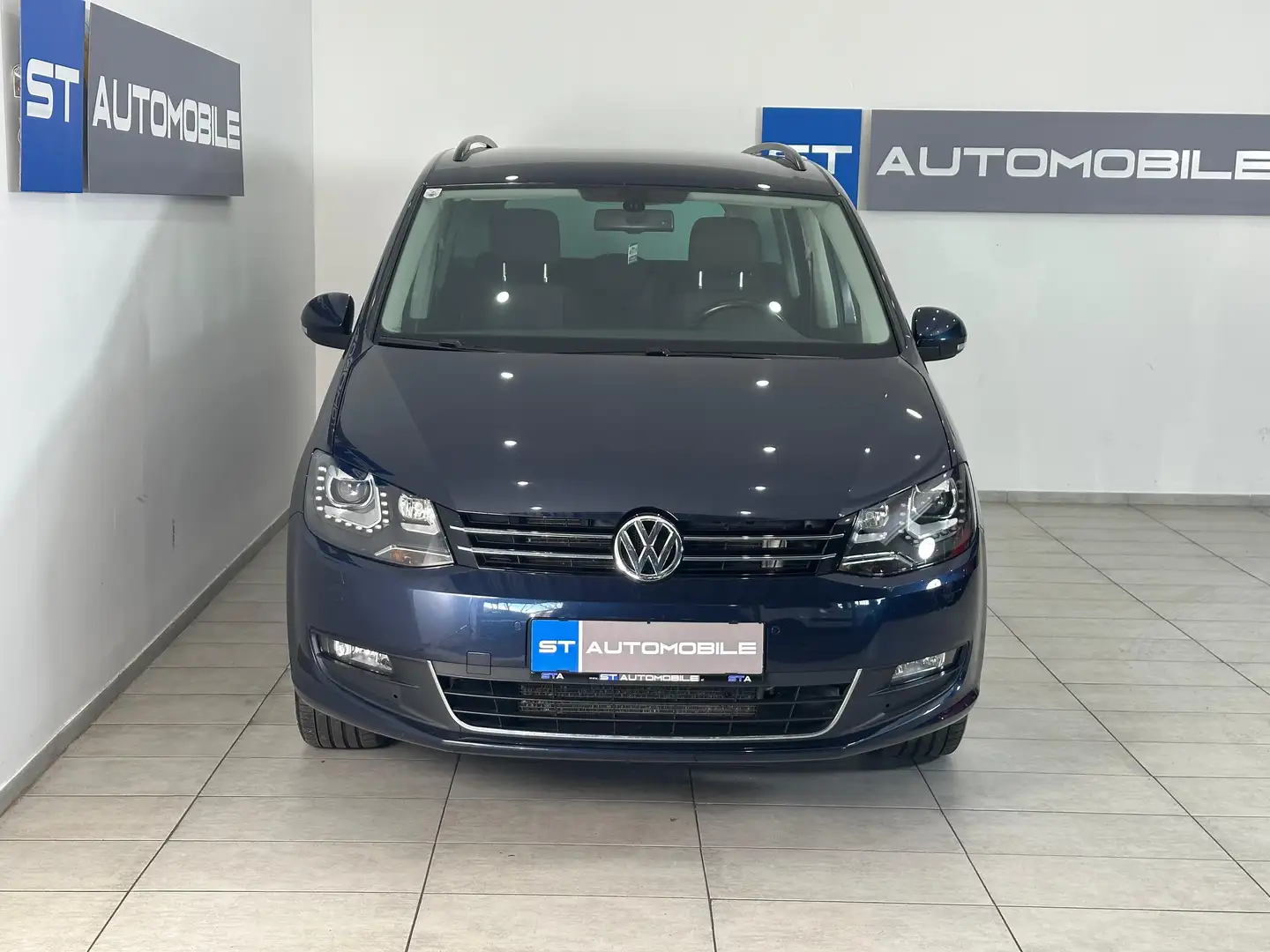 Volkswagen Sharan Karat BMT 4Motion // 7-SITZER // SHZ // Bleu - 2