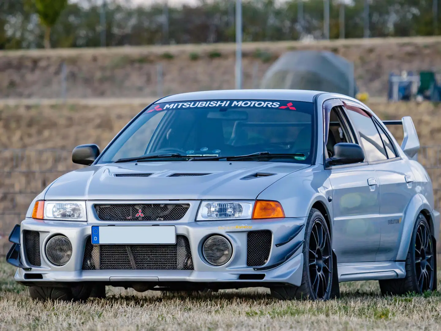 Mitsubishi Lancer Evolution 5 Silber - 1