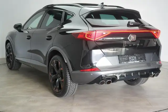 Cupra Formentor view 6