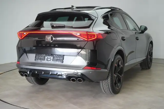Cupra Formentor view 4