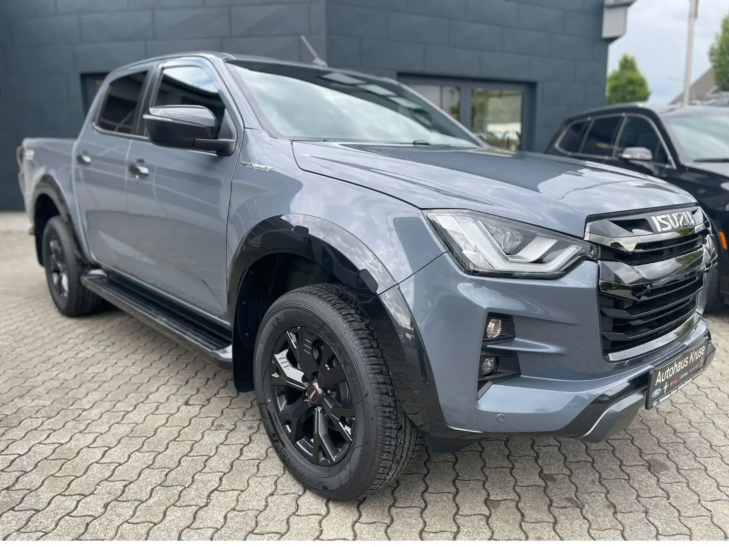 Isuzu D-Max Double Cab 4WD V-CROSS Aut. Grau - 1