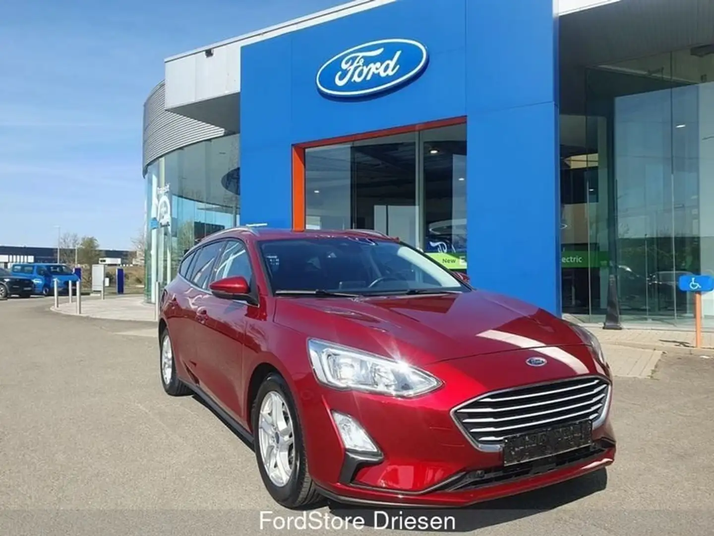 Ford Focus Trend Edition Business 1.0i 100pk clipper Rood - 1