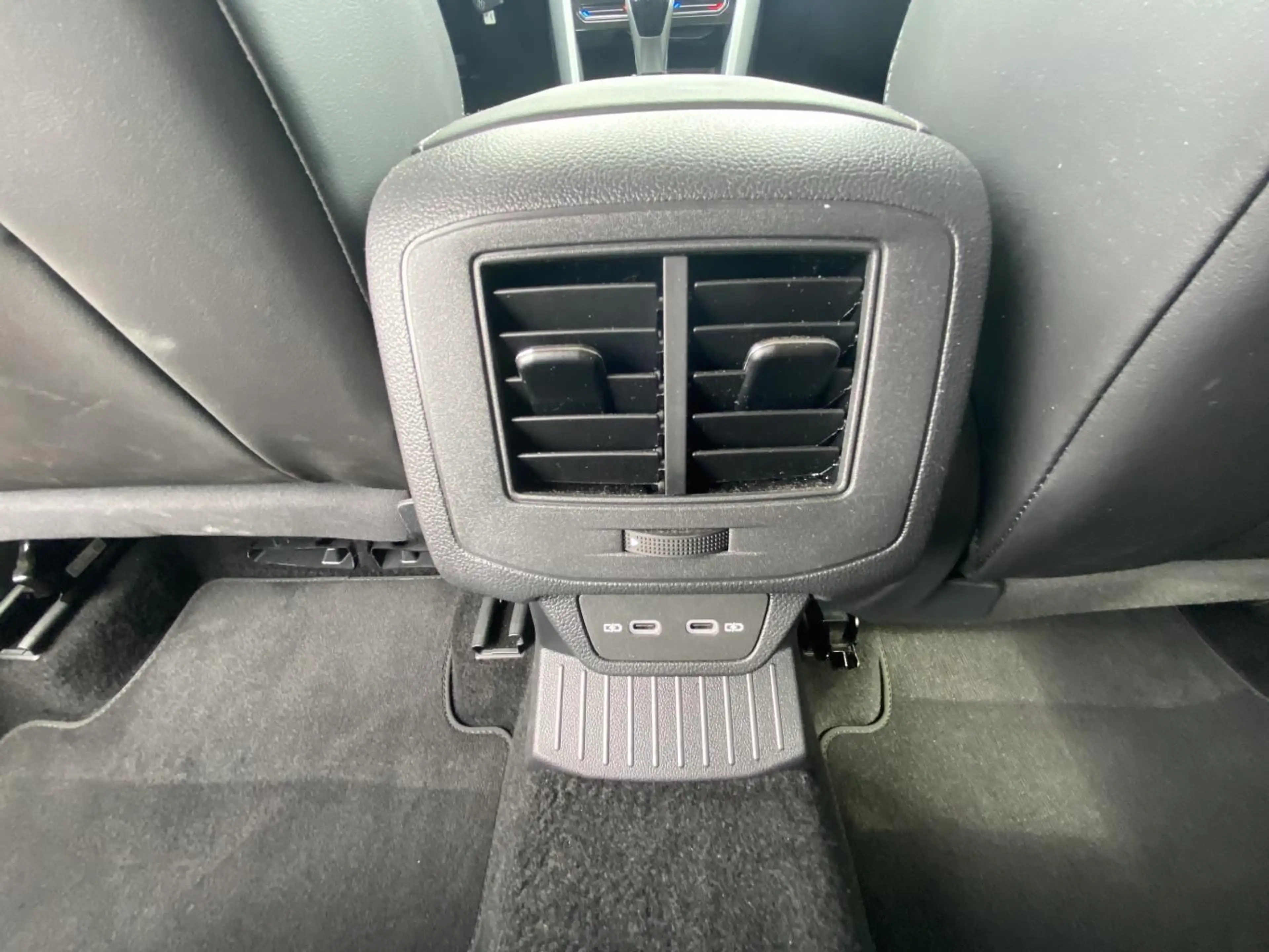 Volkswagen T-Roc 1.5 TSI GOAL APP-CONNECT+ACC+LANE-ASSIST+V — photo 12