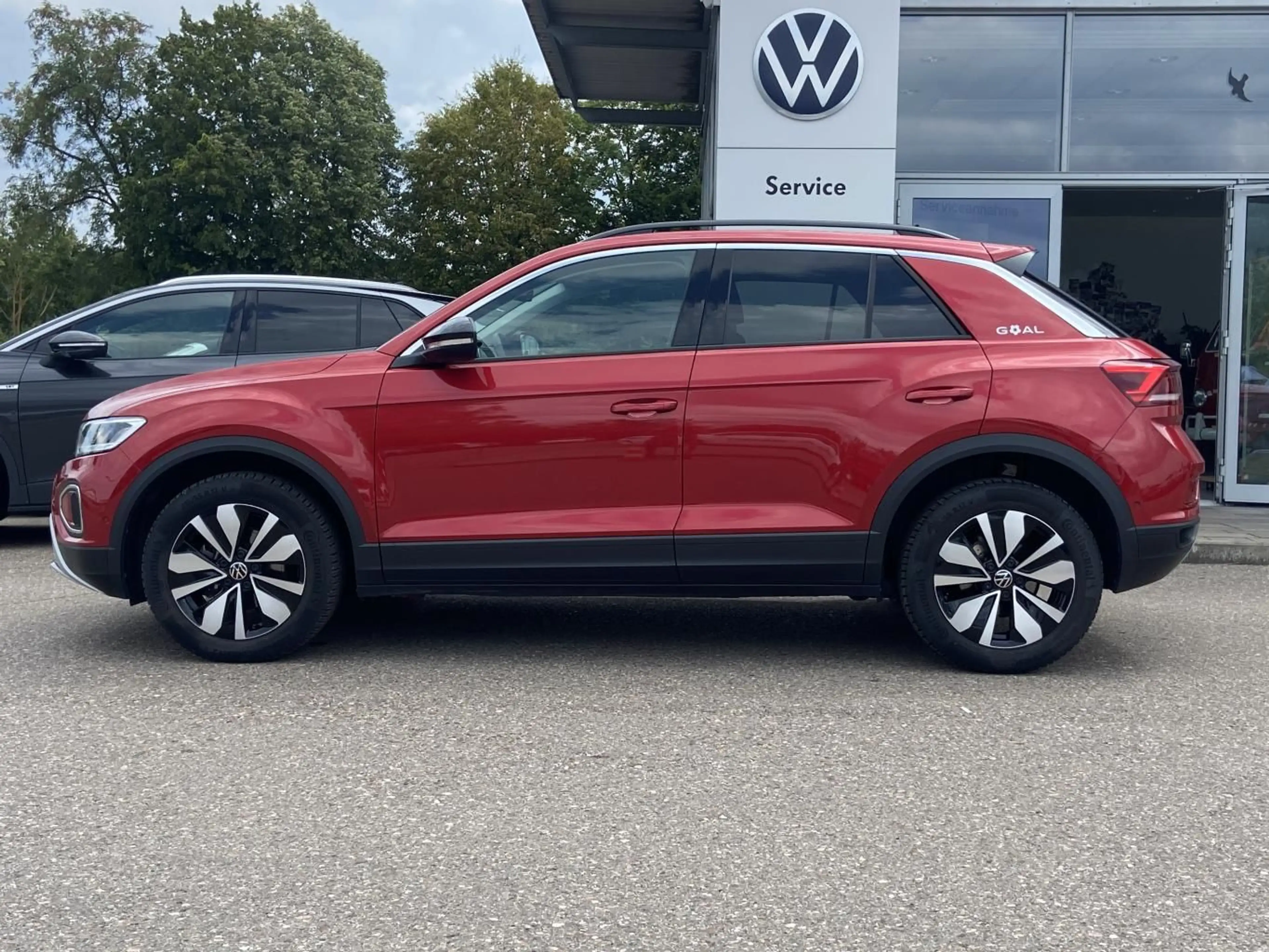 Volkswagen T-Roc 1.5 TSI GOAL APP-CONNECT+ACC+LANE-ASSIST+V — photo 2