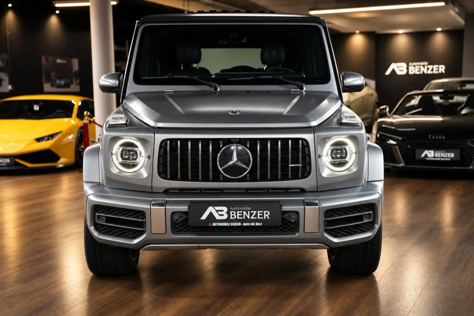 Mercedes-Benz G 63 AMG 4Matic 9G-Tronic Plateado - 2