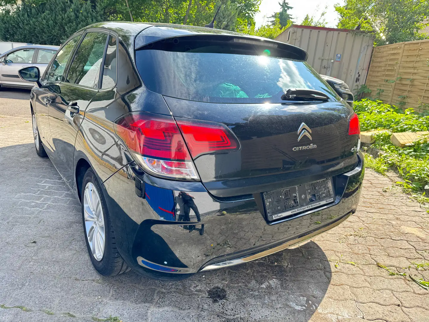 Citroen C4 PureTech 130 Stop Zwart - 2