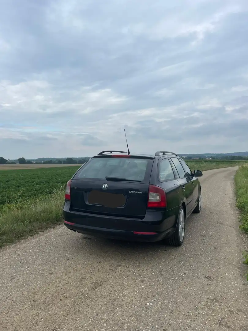 Skoda Octavia Impuls Edition Negru - 2