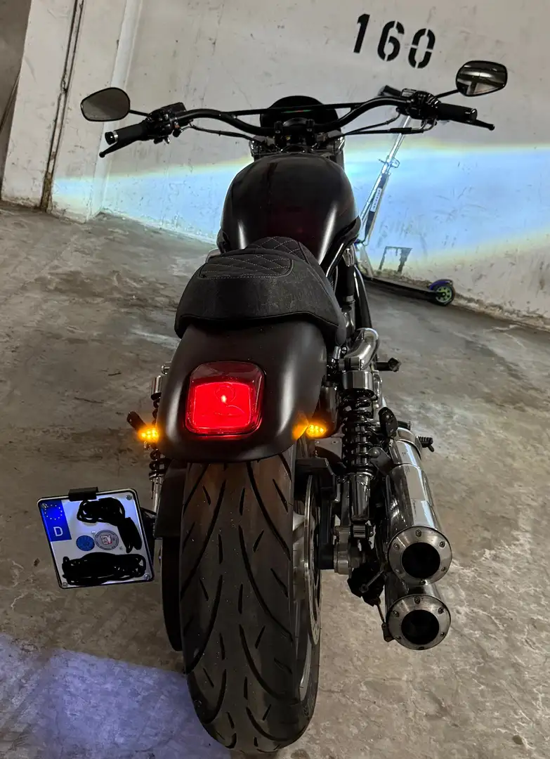 Harley-Davidson Night Rod - 2