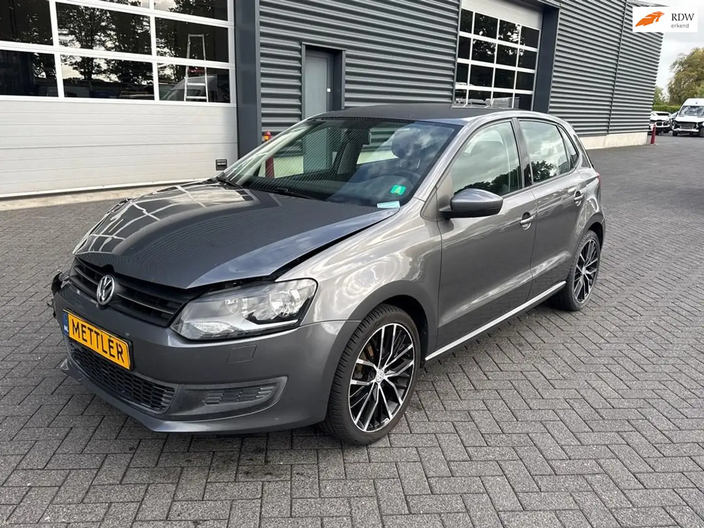 Volkswagen Polo 1.2-12V Comfortline Grijs - 1