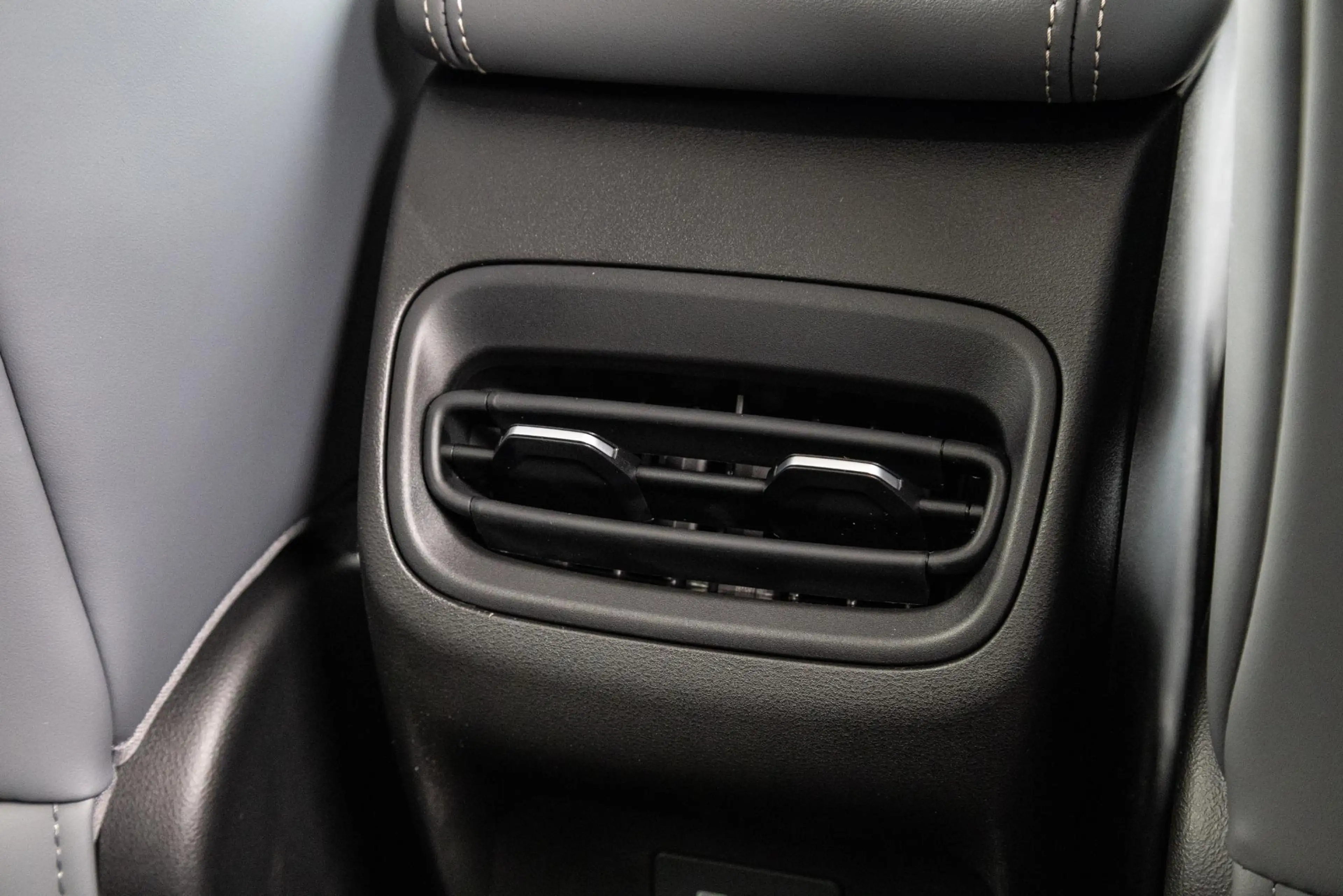 Geely Others E2 Ultra 47 kWh | 345km WLTP | 80kW Snelladen | Tw — photo 9
