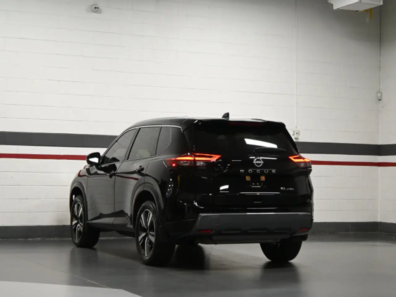 Nissan Rogue fotografie Nissan Rogue