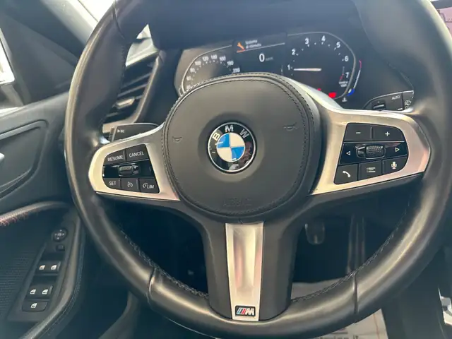 BMW 1 Series view 15