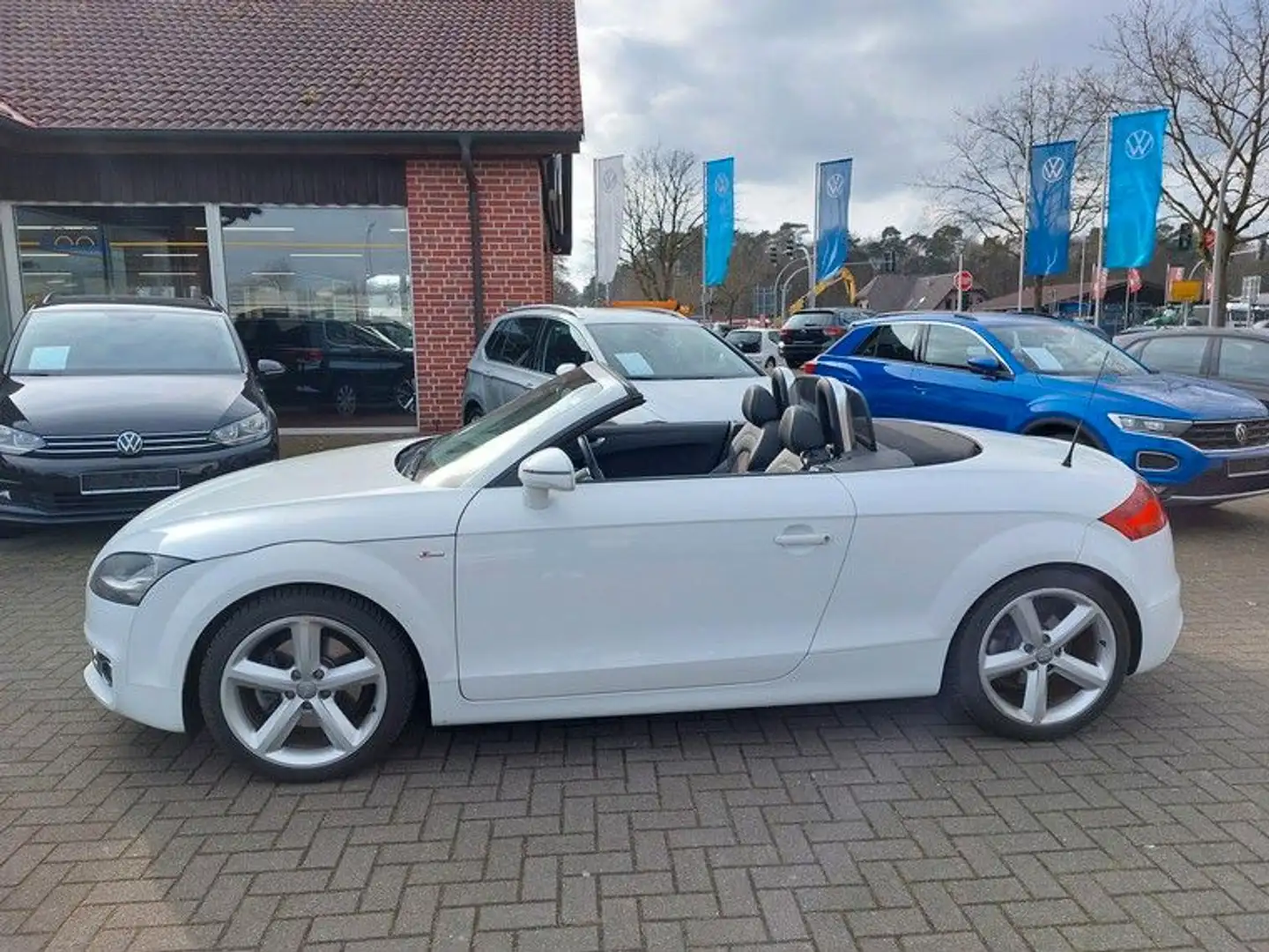 Audi TT 1.8 TFSI Roadster DSG*S-Line*NAVI*Xenon Weiß - 2