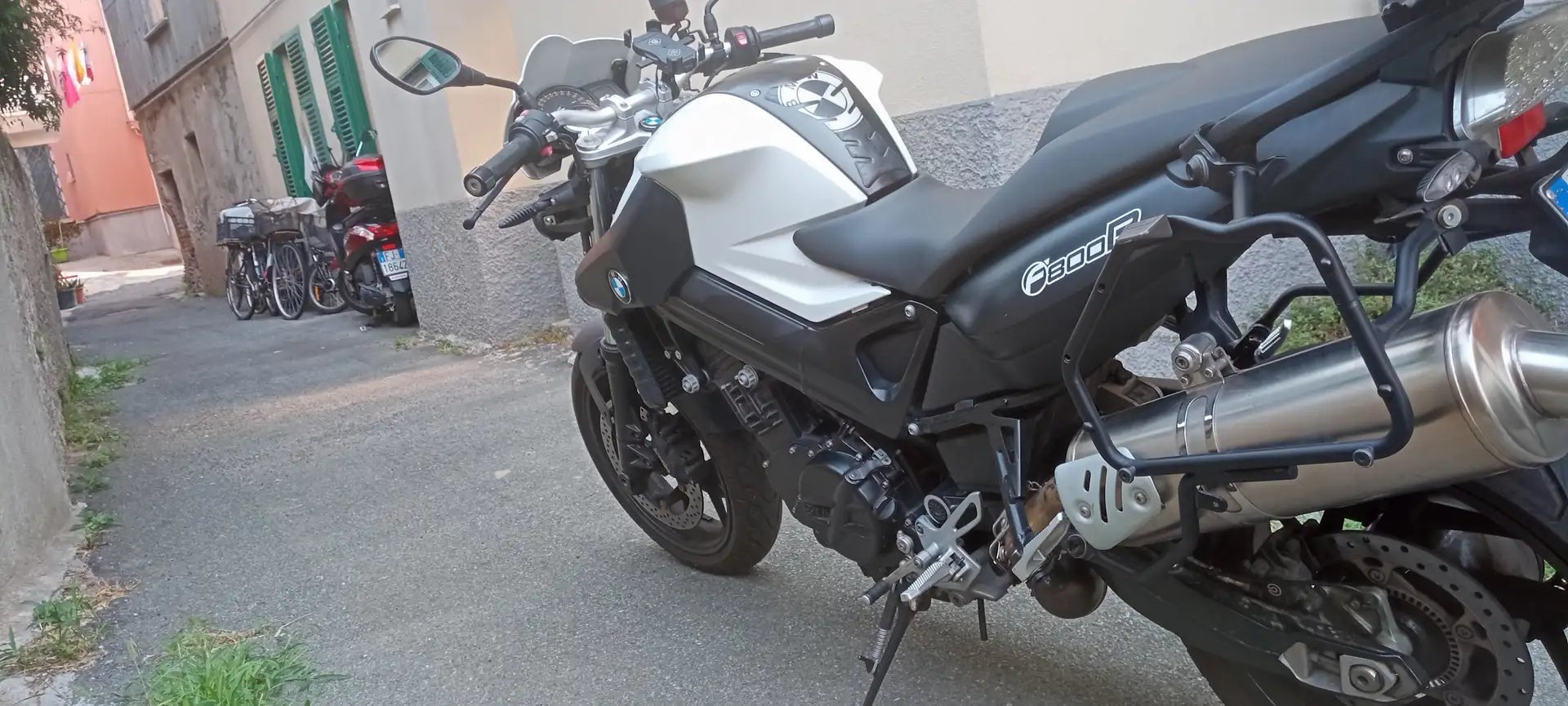 BMW F 800 Blanco - 1