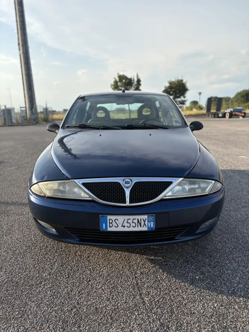 Lancia Ypsilon Y 1.2 LS - 1