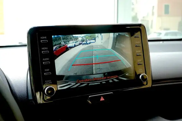 Toyota Yaris view 12