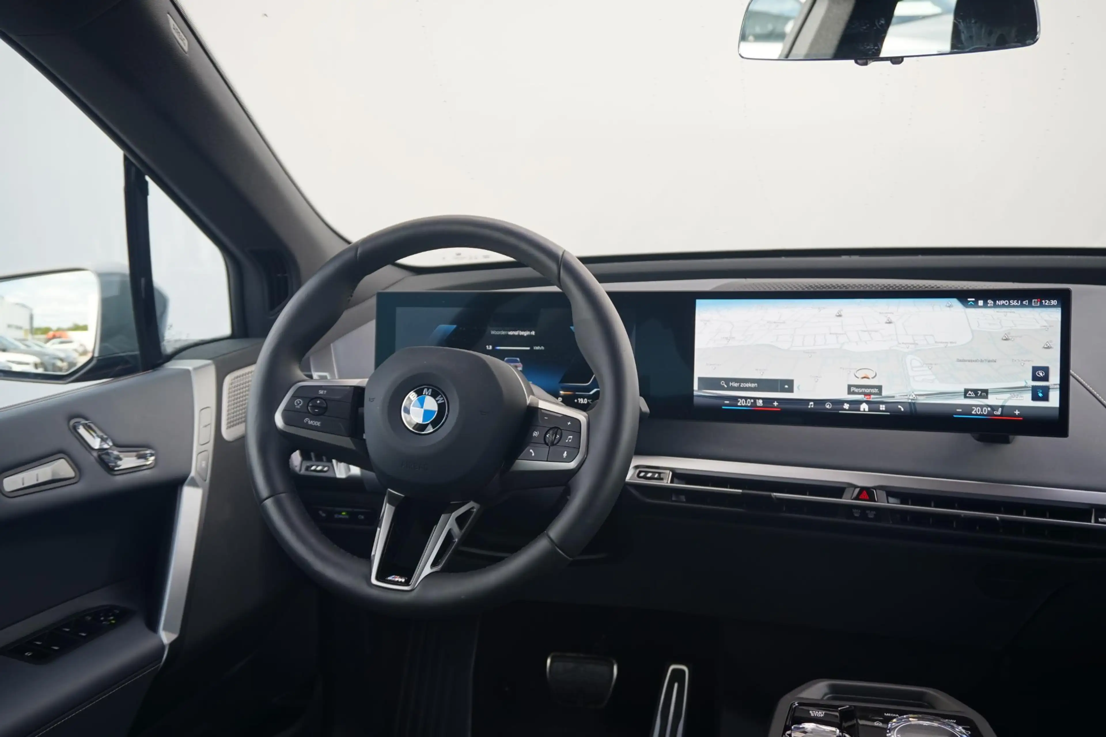 BMW iX xDrive60 | M Sportpakket Pro | Bowers & Wilkins | — photo 8