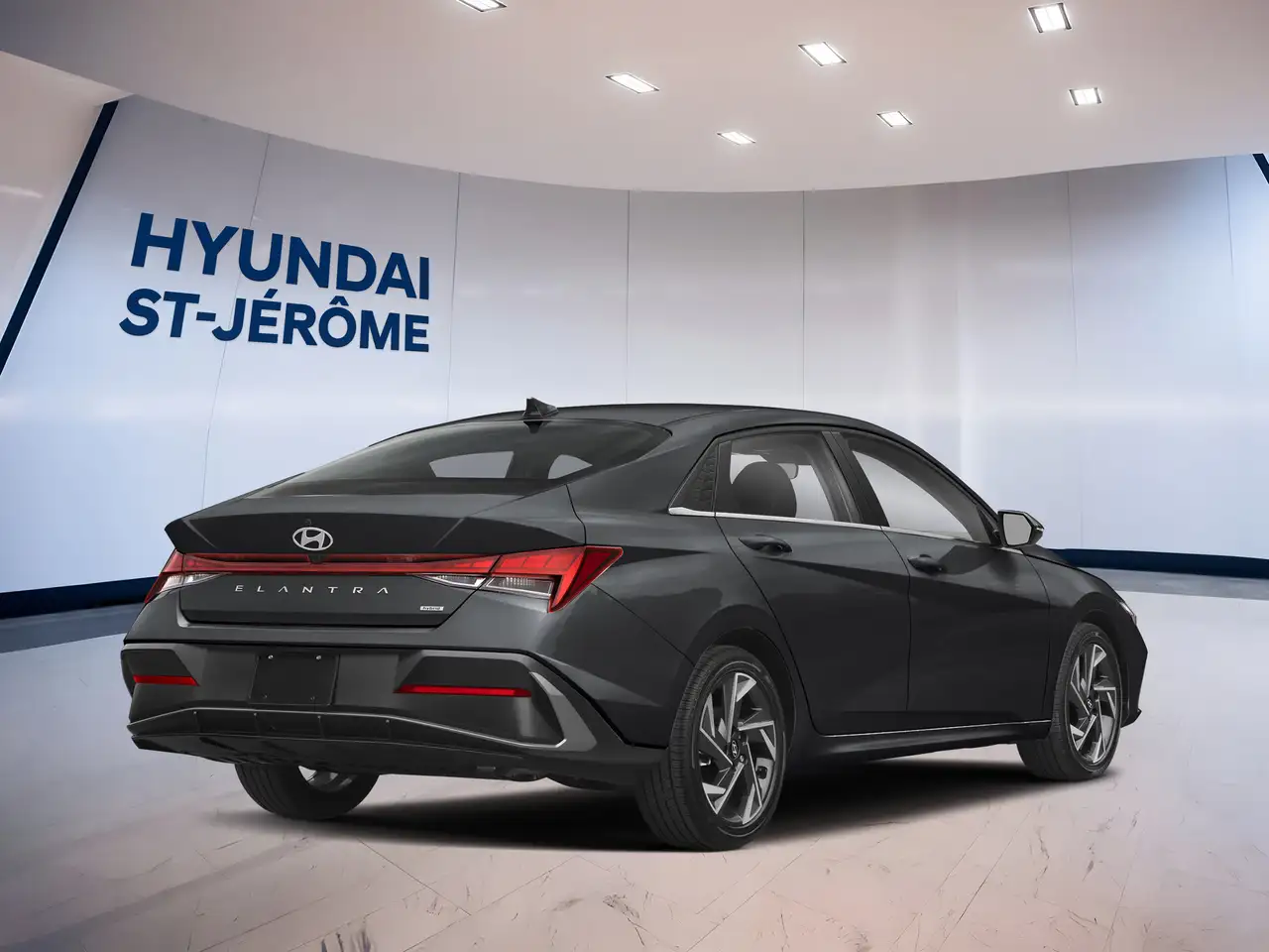 Hyundai ELANTRA photo Hyundai ELANTRA