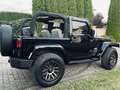 Jeep Wrangler Wrangler 3.8 AutomatikSahara Schwarz - thumbnail 3