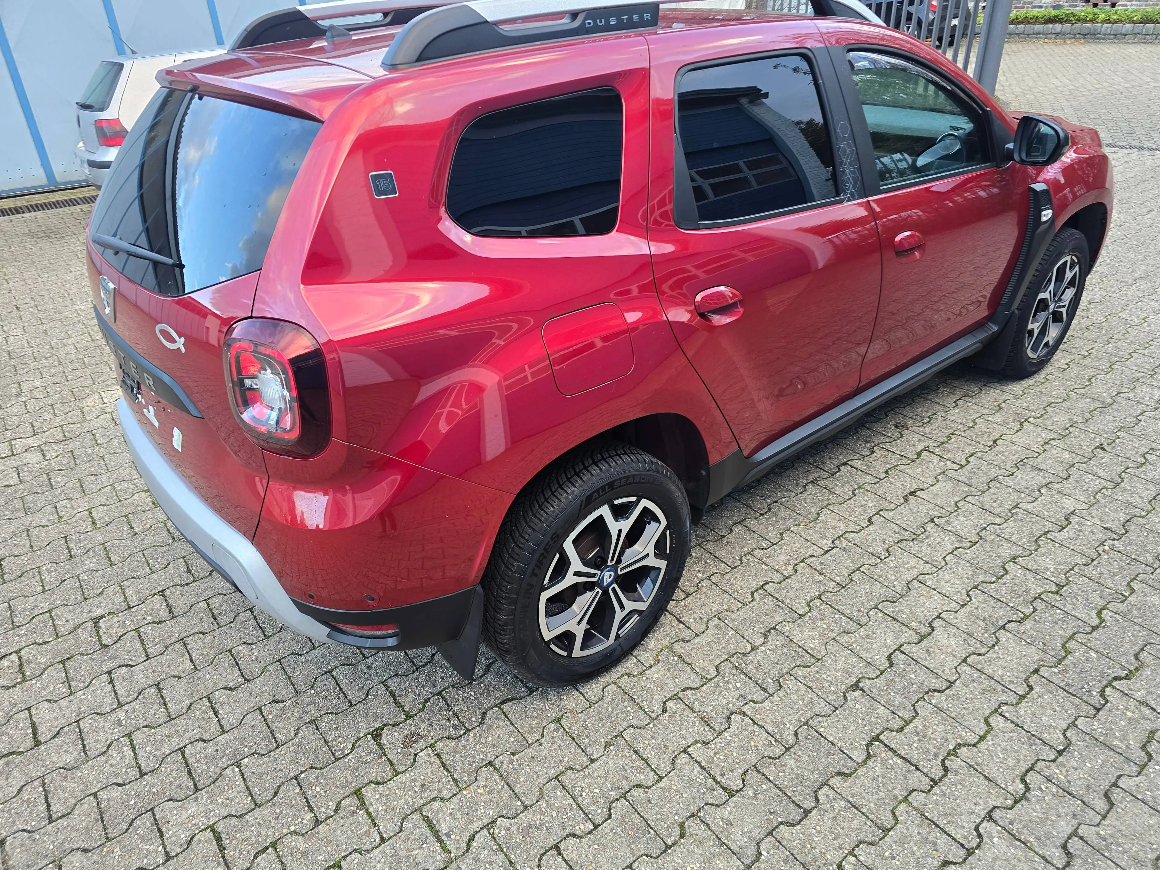 Dacia Duster Celebration — photo 4