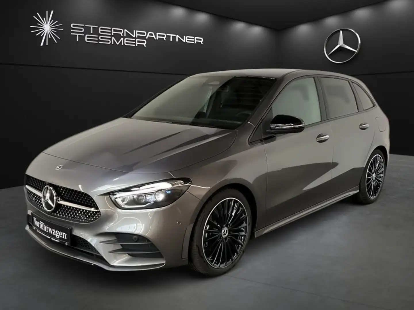 Mercedes-Benz B 220 d AMG, Night-P, AHK, Kamera, Distronic Grau - 2