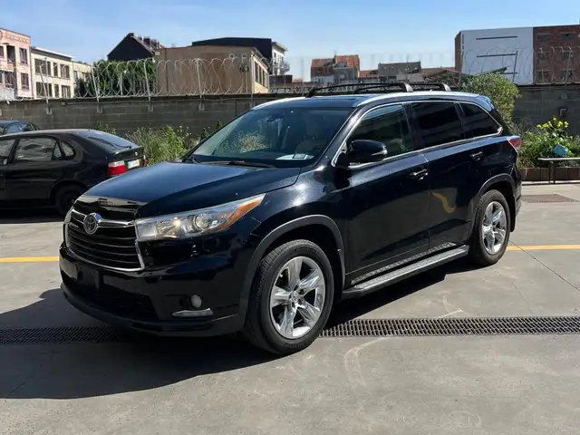 Toyota Highlander LIMITED-FULL-4WD-ONLY FOR EXPORT OUT OF EUROPE