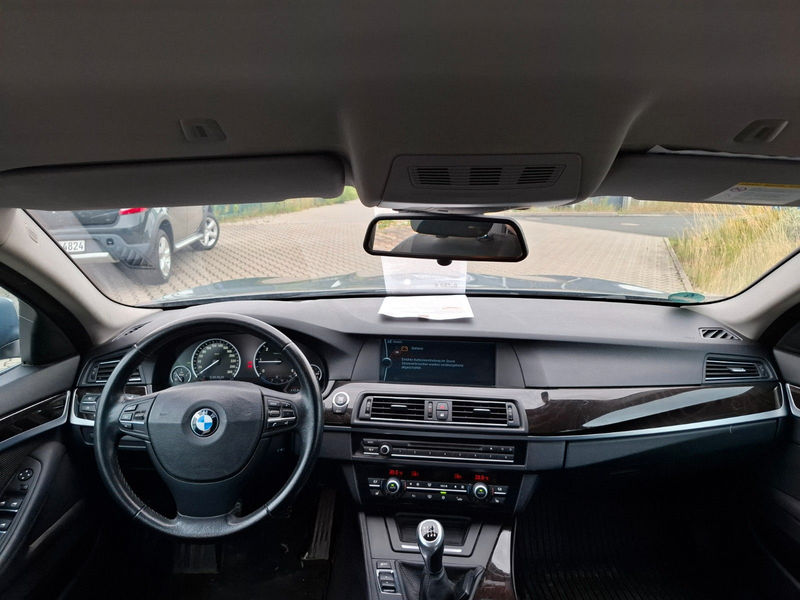 BMW 525 5 Touring 525d Soft-Close Rückfahrkamera* — photo 11