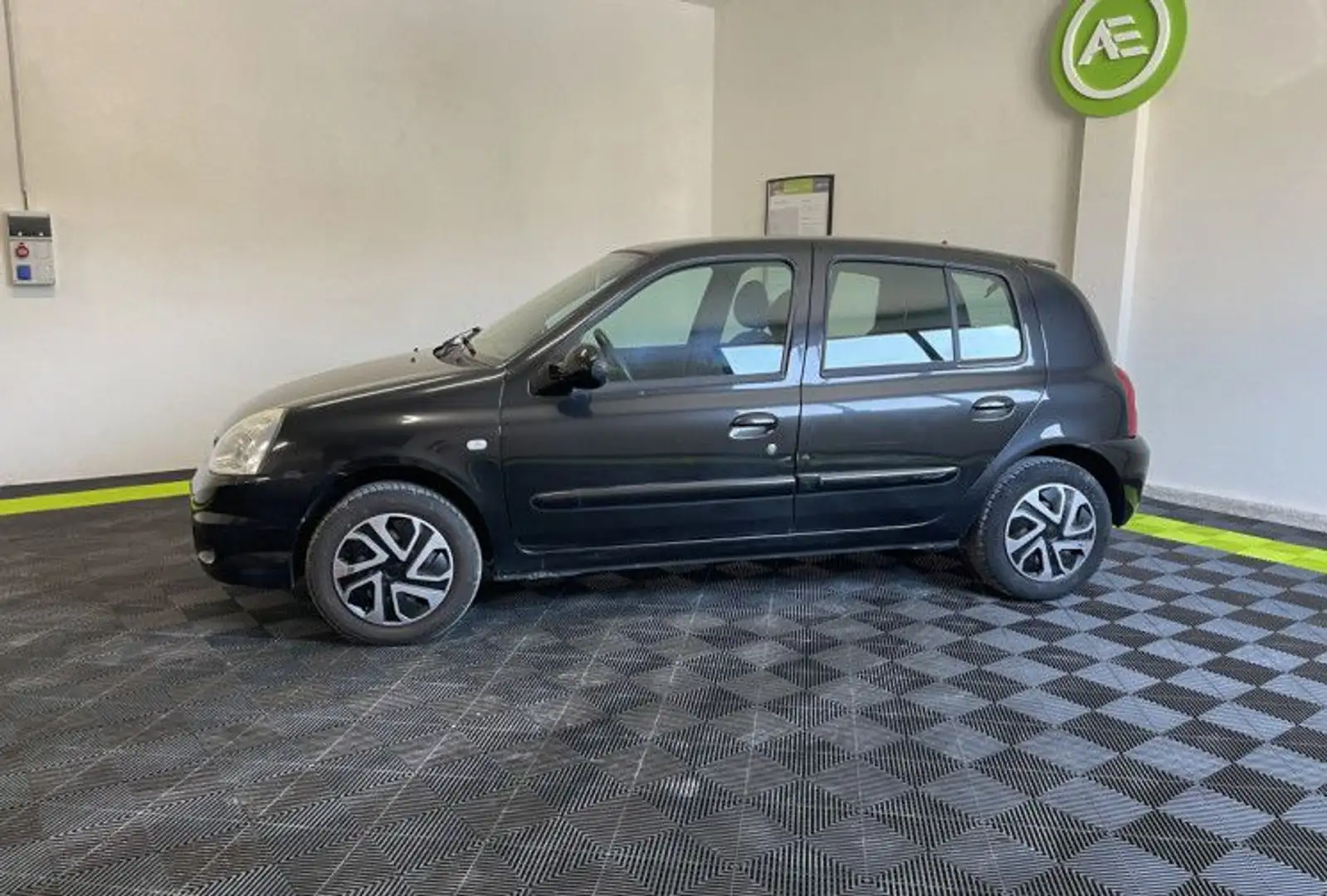 Renault Clio Campus II 1.2 16v 75ch Campus.com 5p / CLIMATISATI Noir - 2