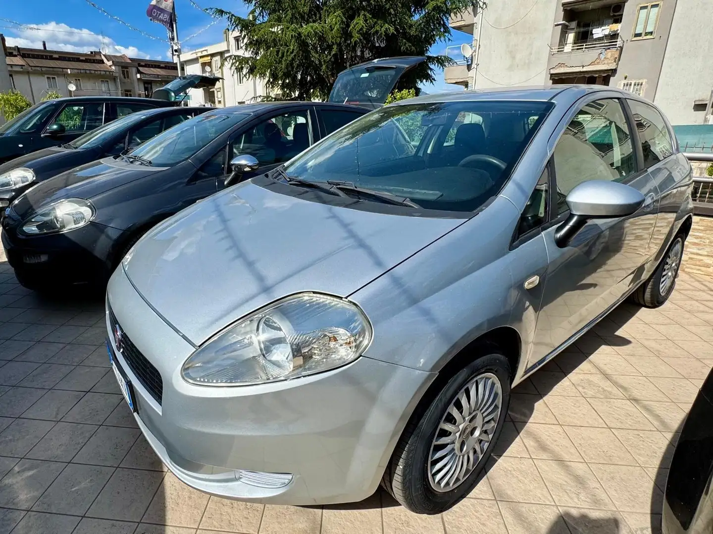 Fiat Grande Punto Grande Punto 3p 1.2 Active 65cv Argent - 1