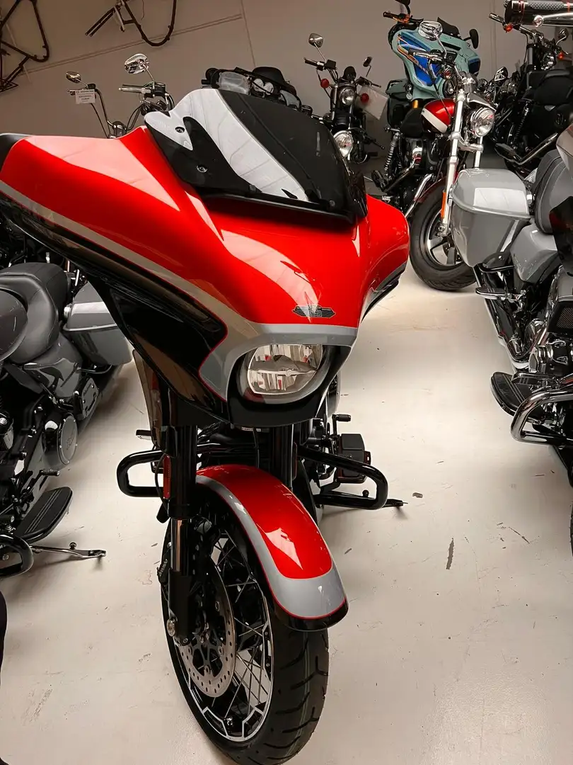 Harley-Davidson Street Glide CVO Portocaliu - 2