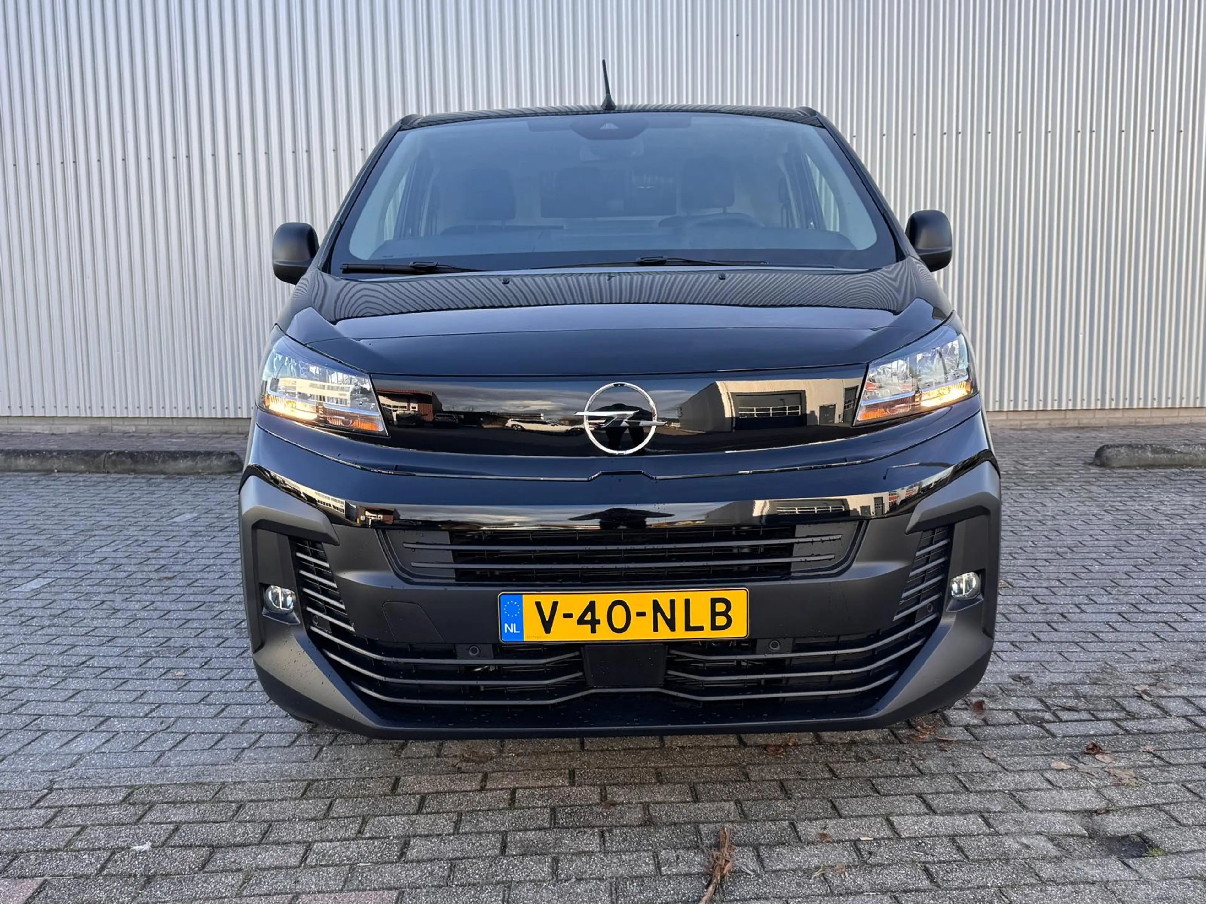 Opel Vivaro-e Electric L3 75 kWh | 11 kW lader | 2 zitplaatsen r — photo 8