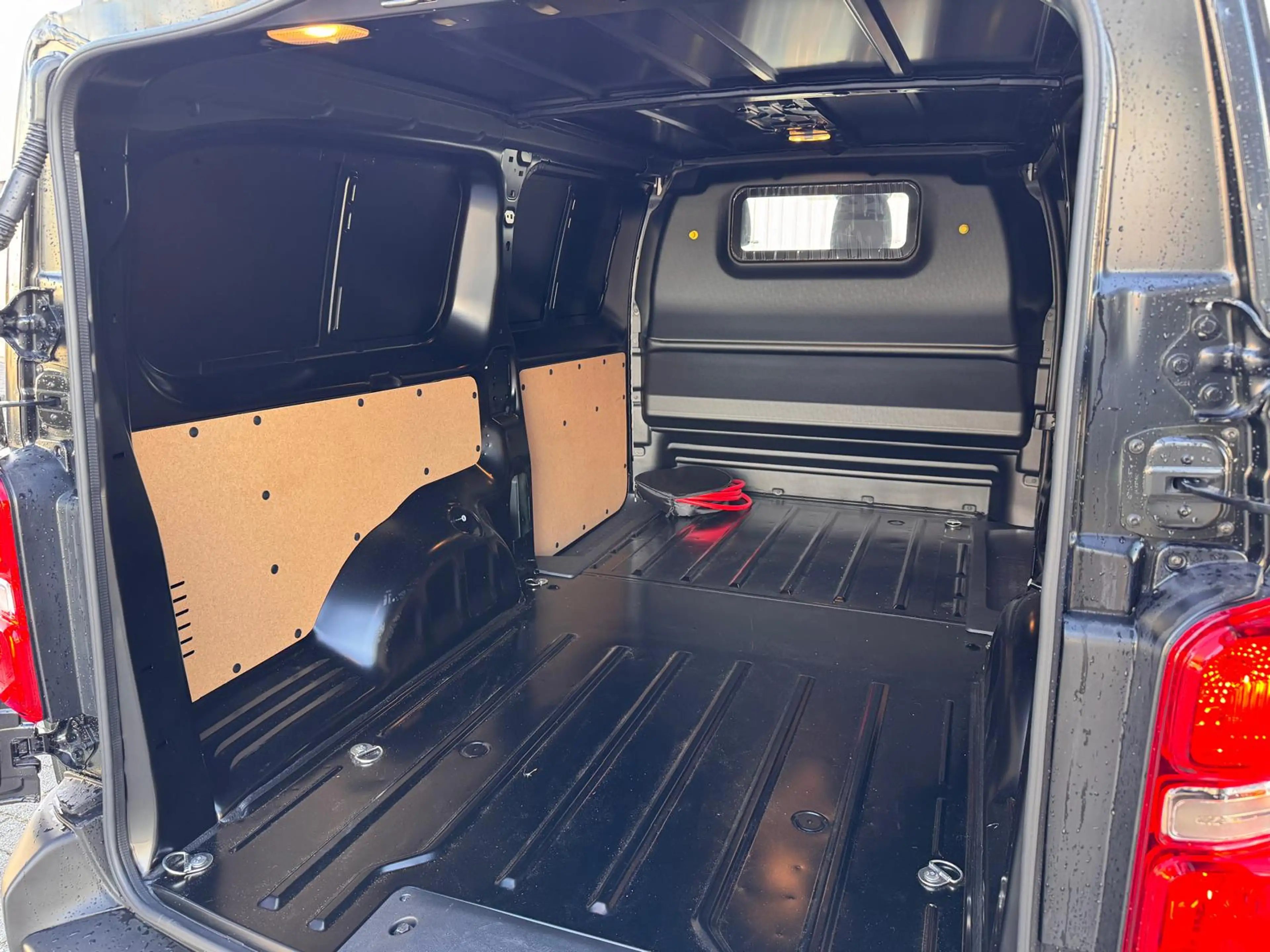 Opel Vivaro-e Electric L3 75 kWh | 11 kW lader | 2 zitplaatsen r — photo 11