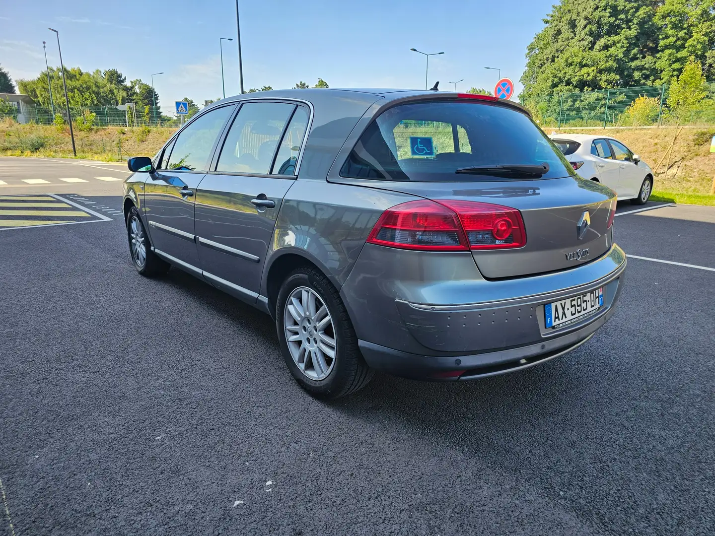 Renault Vel Satis Vel Satis 3.0 dCi 180 Privilège Proactive A - 2