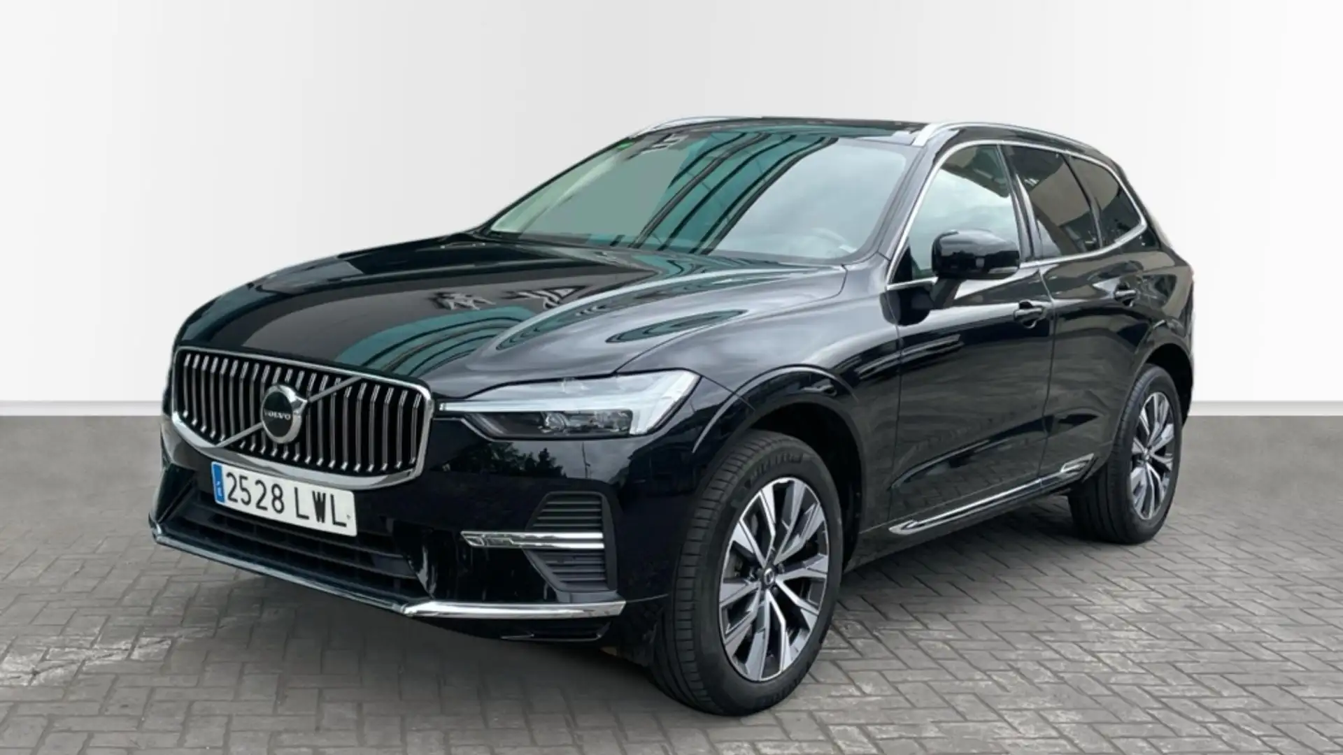 Volvo XC60 INSCRIPTION, B4 AWD MILD HYBRID (DIeSEL) - 1