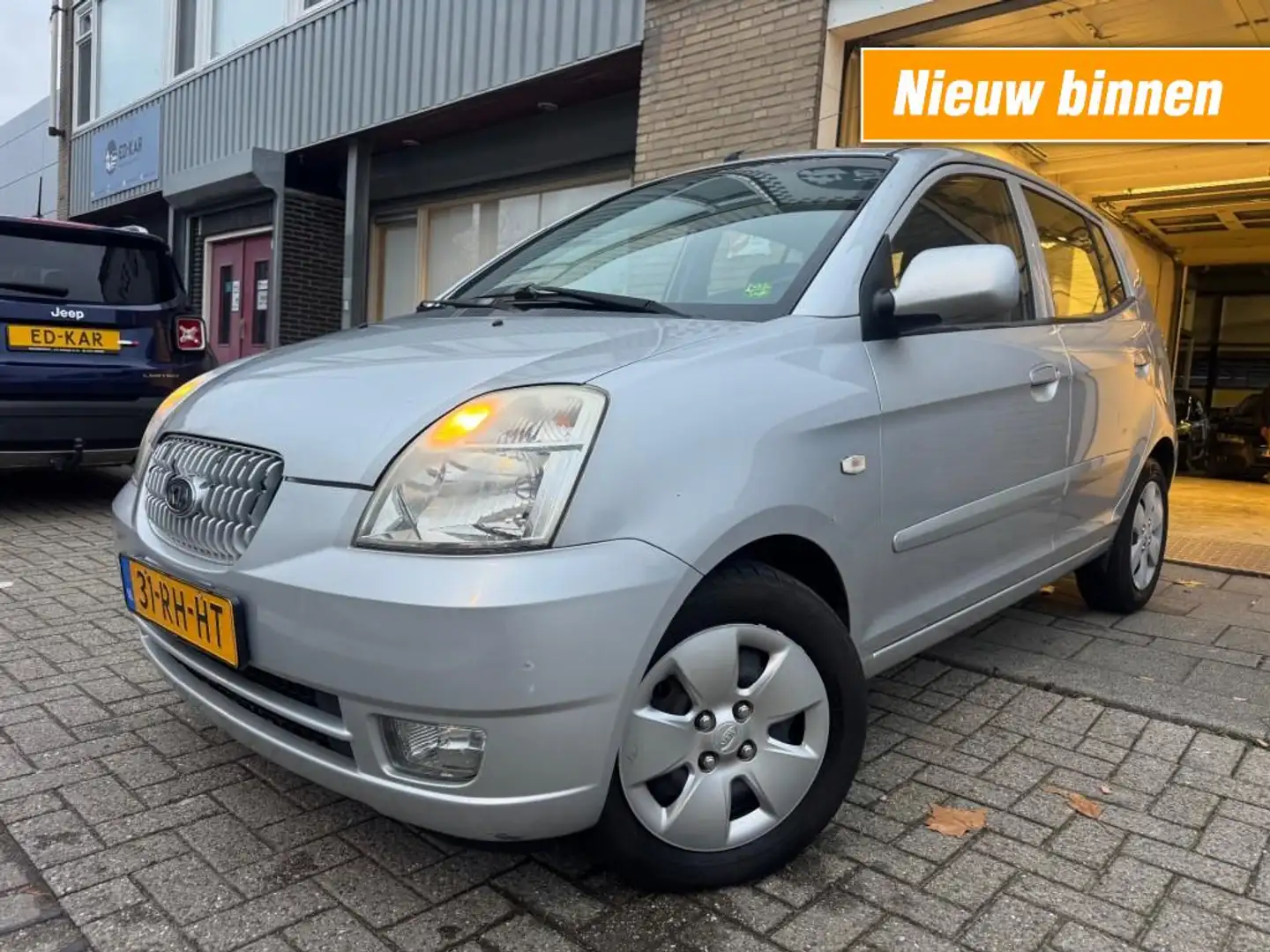 Kia Picanto 1.1 EX AUT AIRCO NAP APK RIJDT GOED NETTE AUTO Grijs - 1