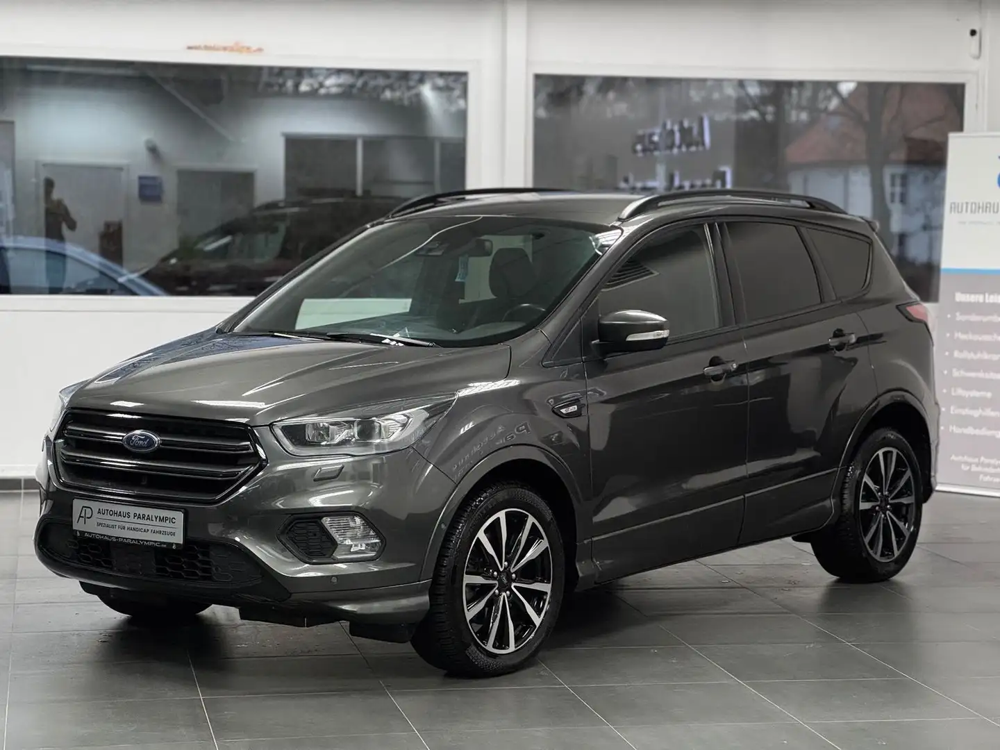 Ford Kuga 2.0 TDCi ST-Line 4x4 *KAM*STHZ*AHK*MEMORY Gris - 2