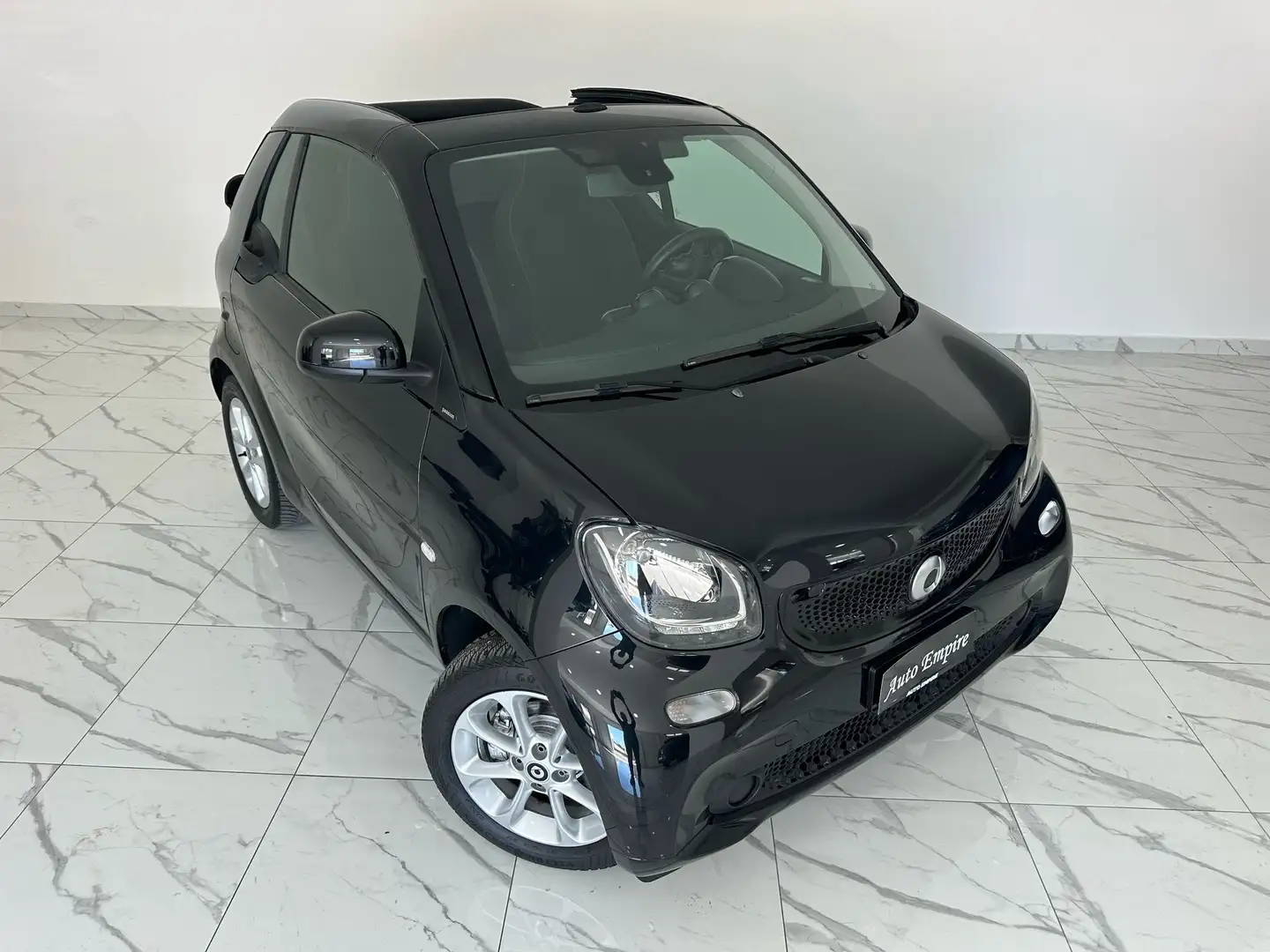smart forTwo PASSION CABRIO Zwart - 1