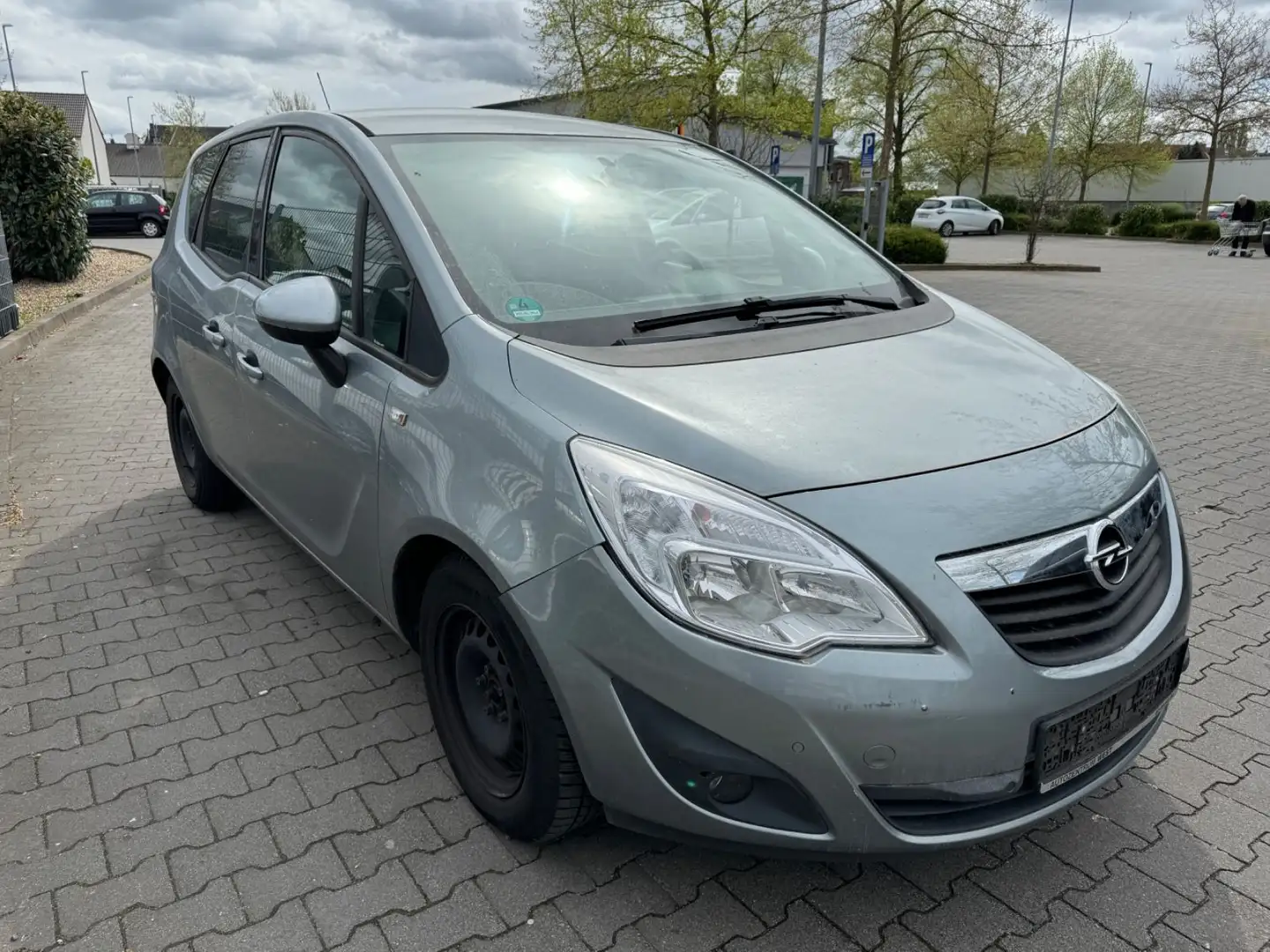 Opel Meriva 1.4 B Edition Klima SHZ AHK 1.Hand Argent - 1
