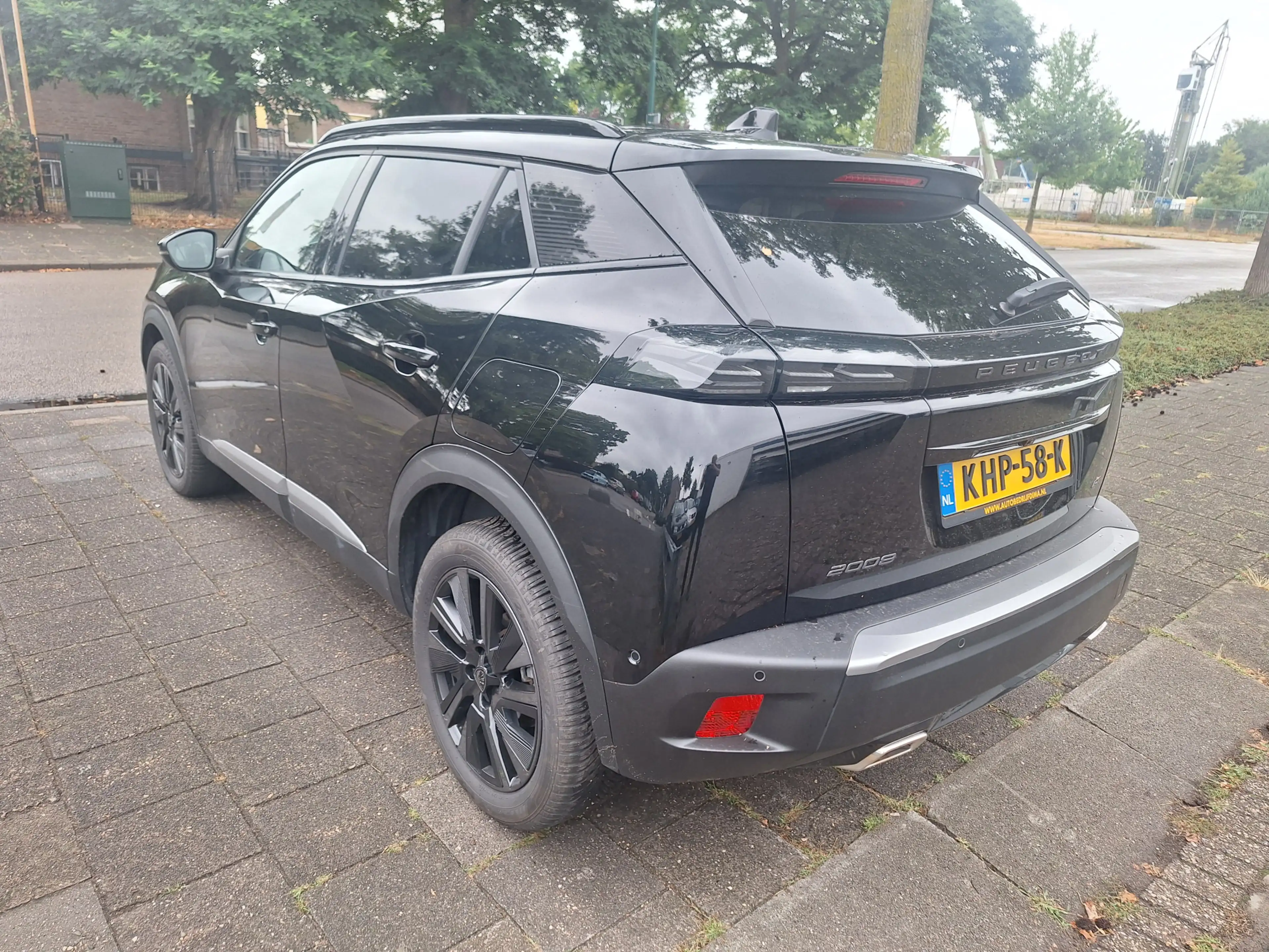 Peugeot 2008 1.2 130 GT pack schuifdak/elektrische stoelen/alca — photo 2