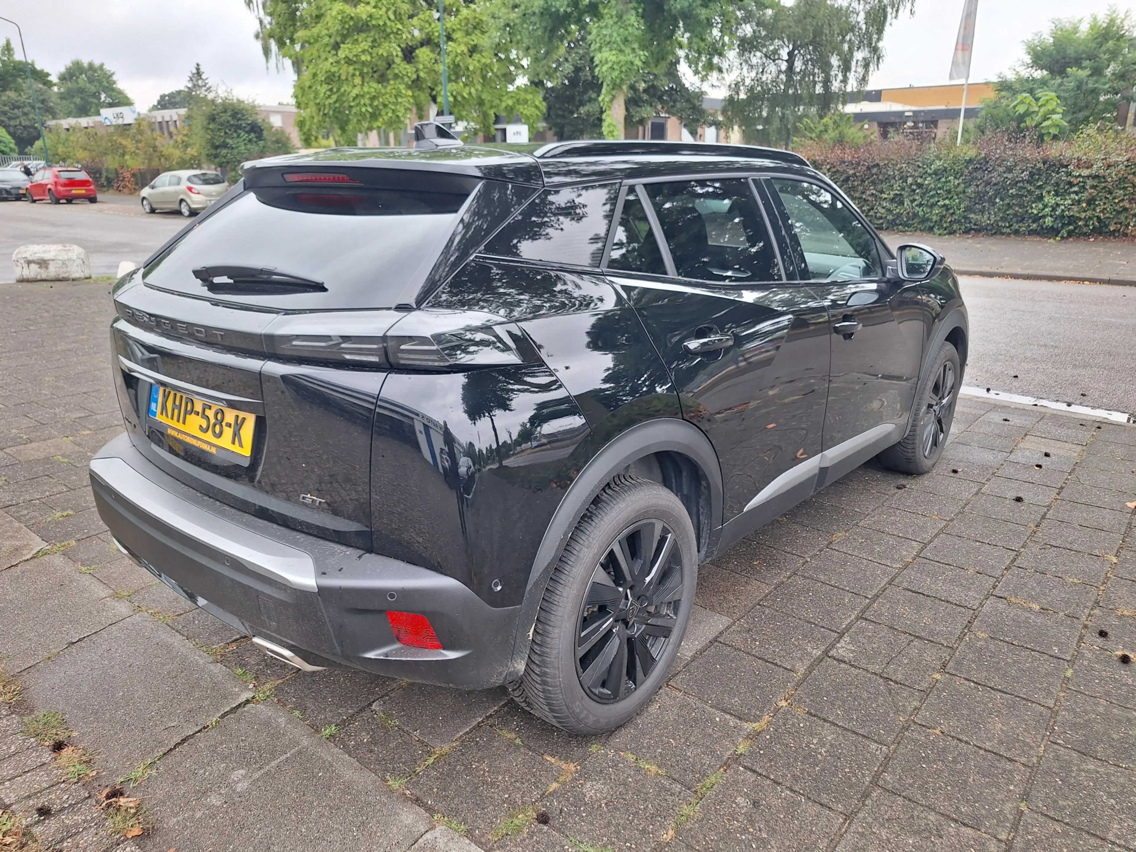 Peugeot 2008 1.2 130 GT pack schuifdak/elektrische stoelen/alca — photo 3