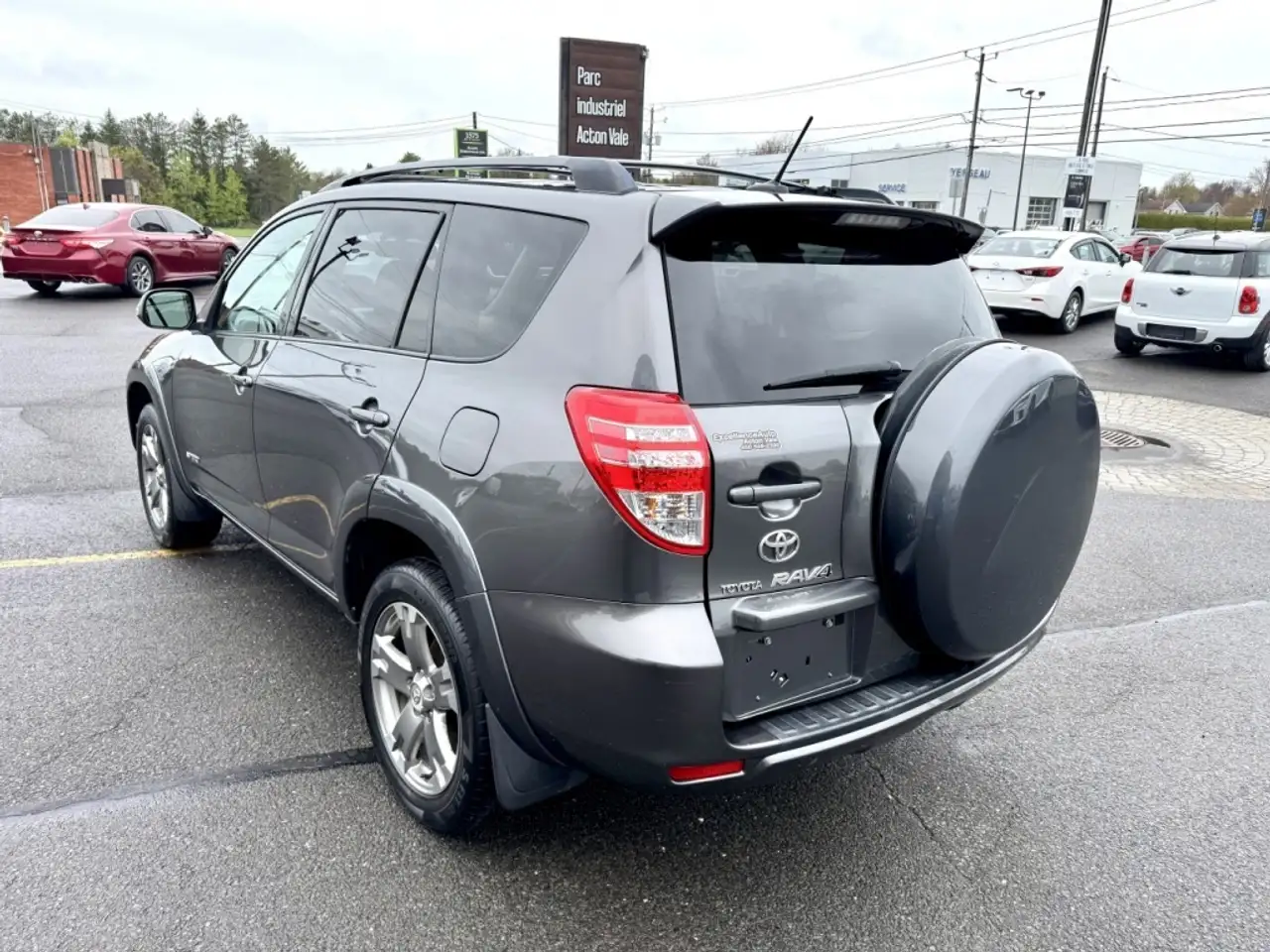 Toyota RAV 4 снимка Toyota RAV 4
