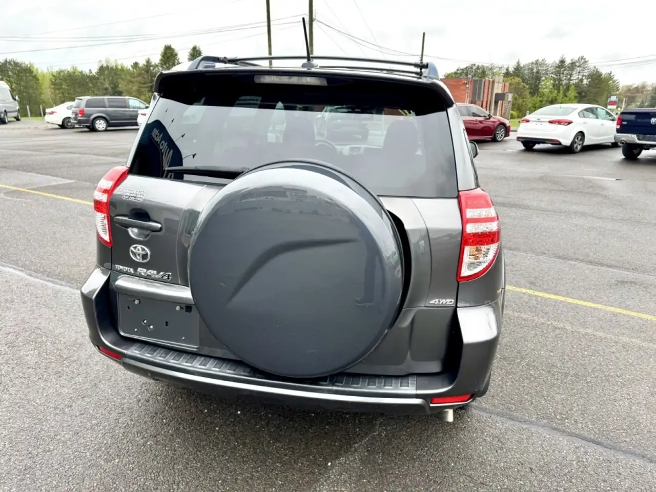 Toyota RAV 4 снимка Toyota RAV 4