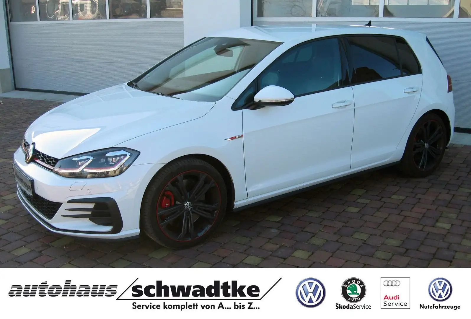 Volkswagen Golf VII Lim. GTI Performance Leder LED Weiß - 1