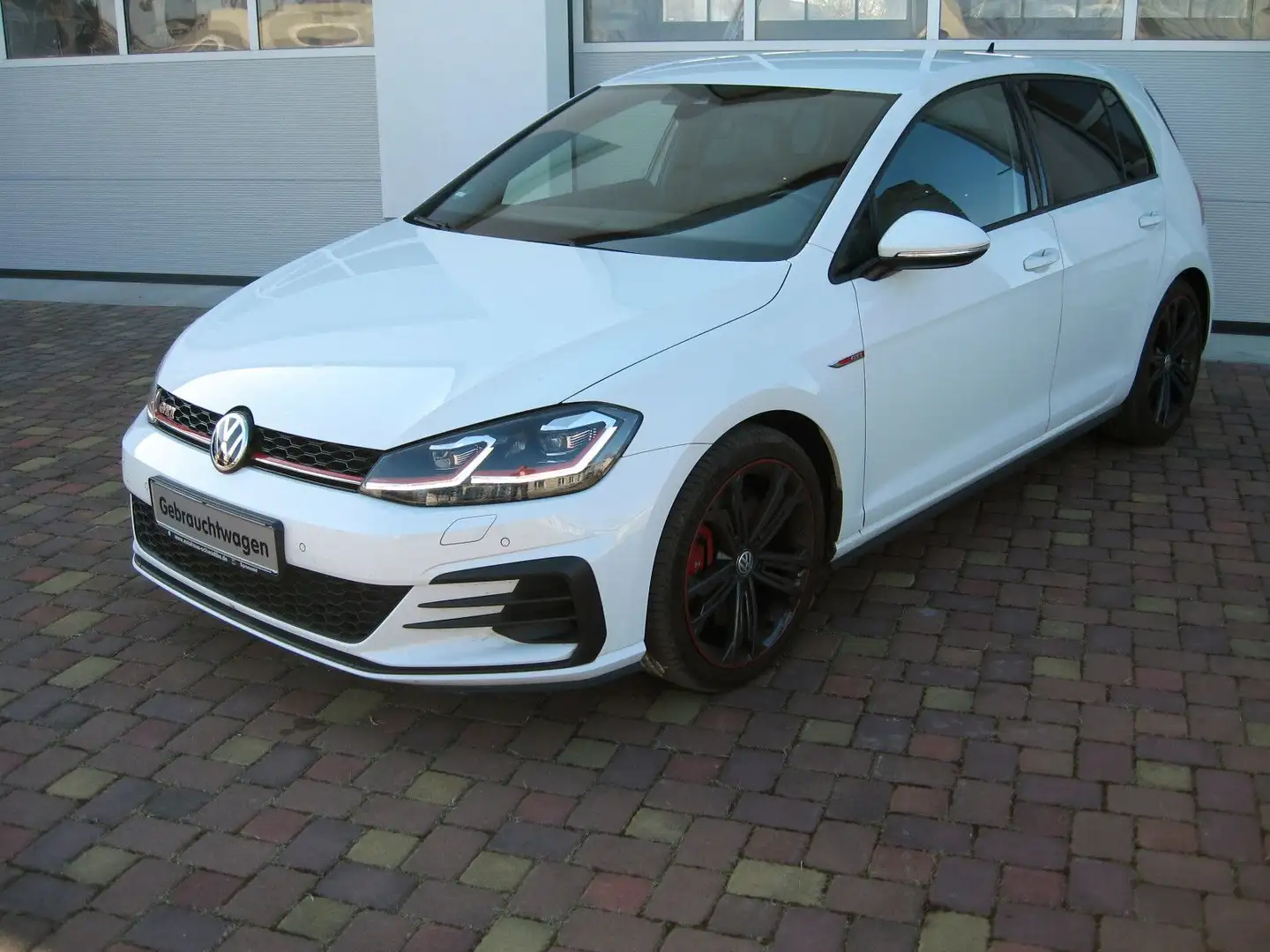 Volkswagen Golf VII Lim. GTI Performance Leder LED Weiß - 2