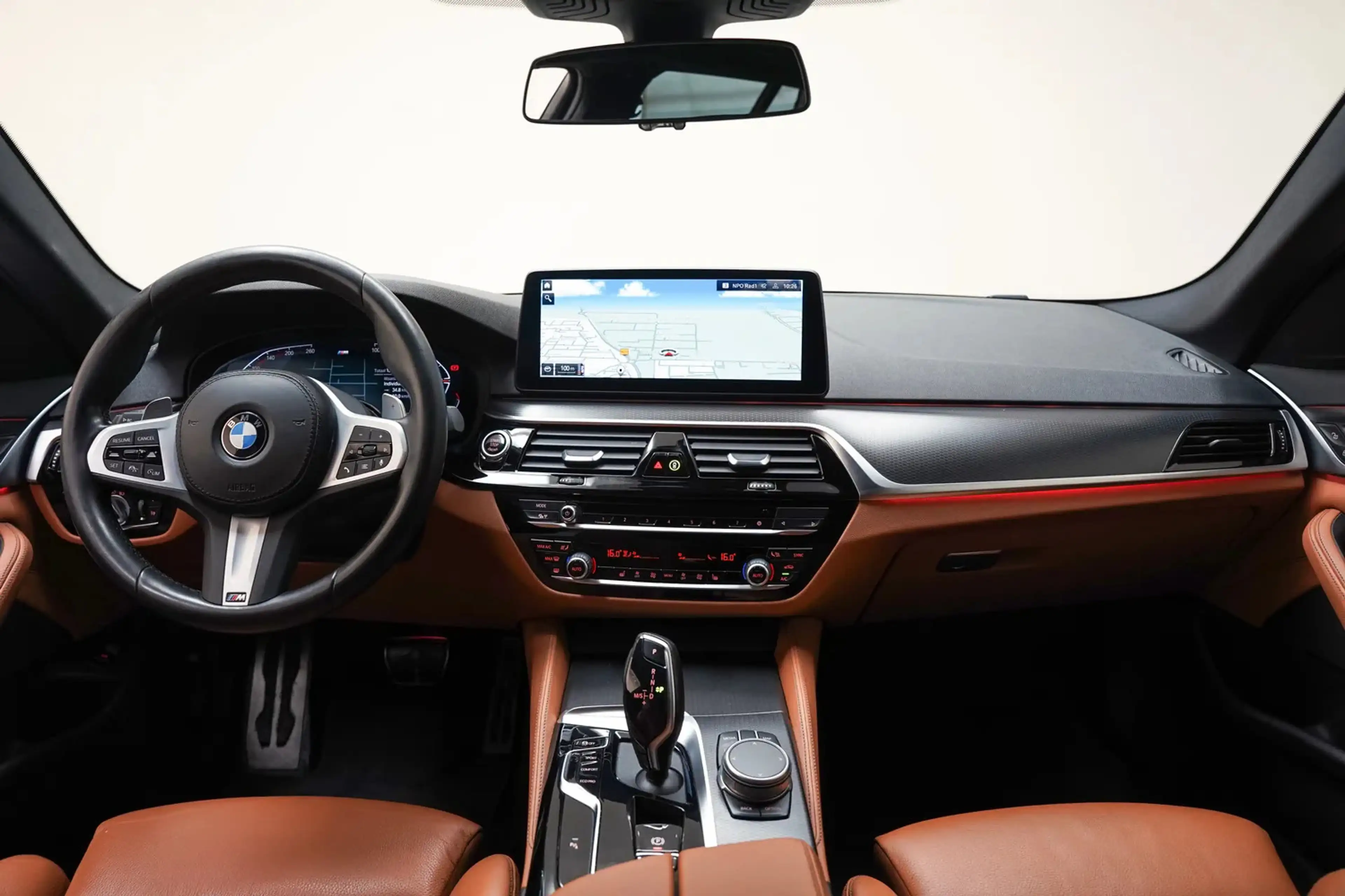 BMW 520 5-serie 520i M-sport high Executive Aut. [ Panoram — photo 4