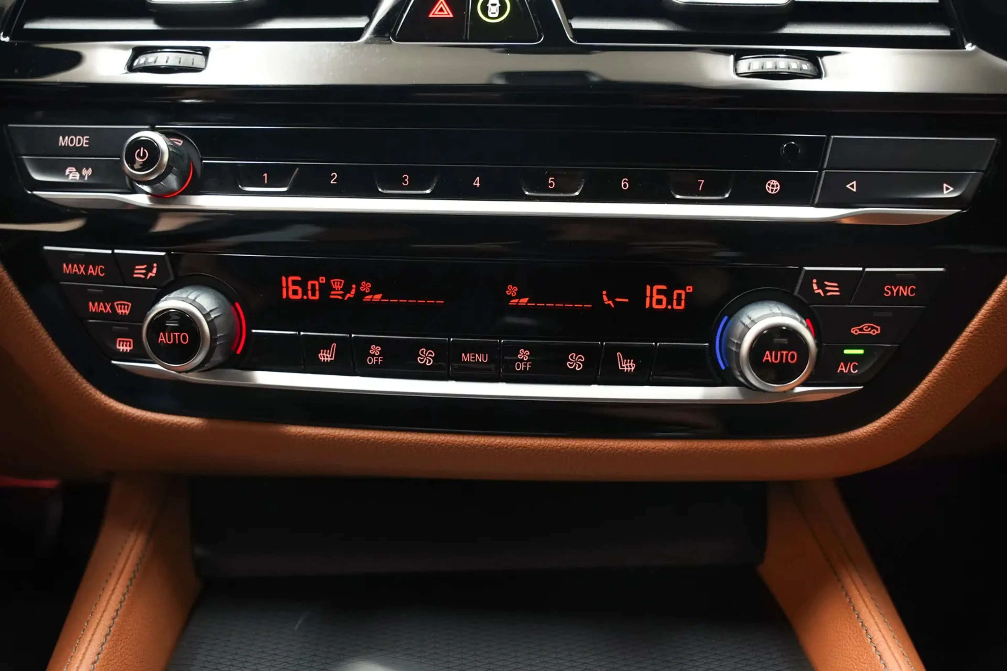 BMW 520 5-serie 520i M-sport high Executive Aut. [ Panoram — photo 9
